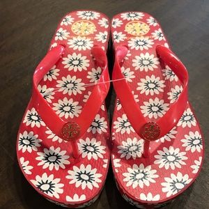 Tory Burch Wedge Flip Flop, size 9. never worn